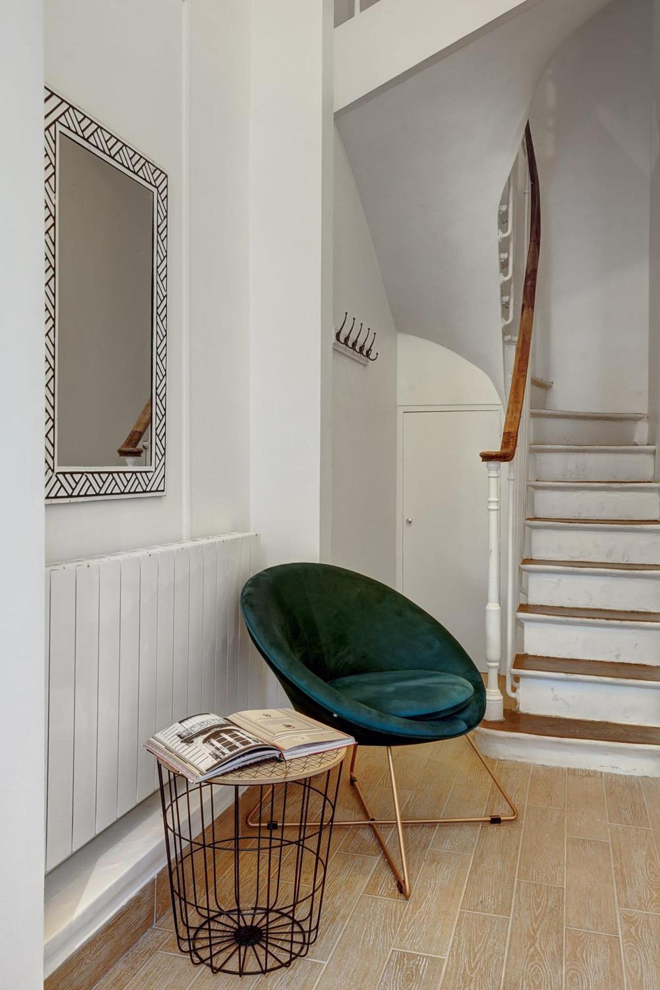 Champs-Elysees - 2Br With Balcony - Cityapartmentstay Paris Dış mekan fotoğraf