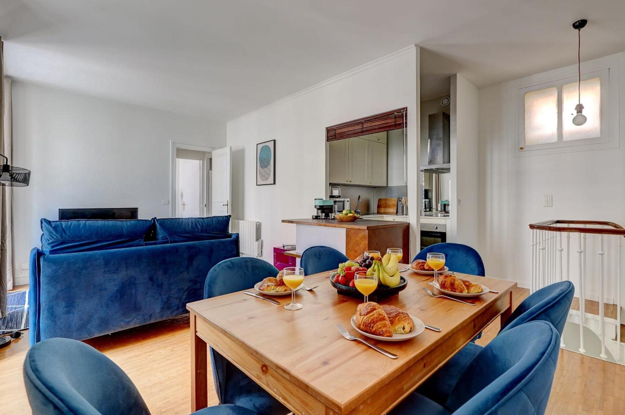 Champs-Elysees - 2Br With Balcony - Cityapartmentstay Paris Dış mekan fotoğraf